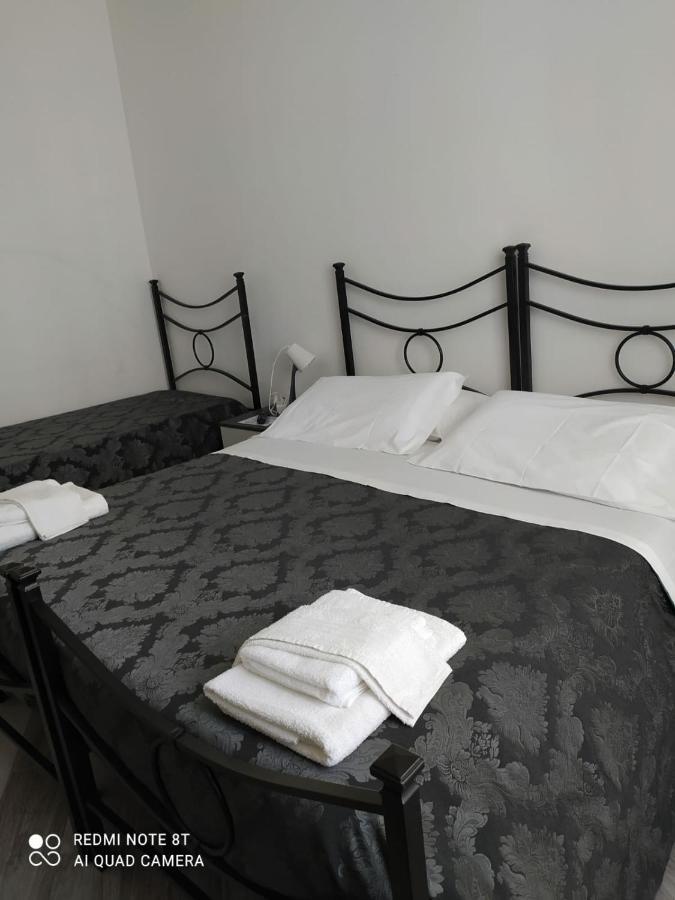 Casa Vacanza Diana อาโญเน ภายนอก รูปภาพ
