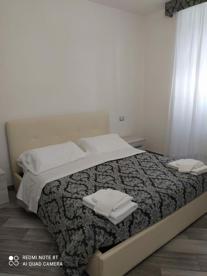Casa Vacanza Diana อาโญเน ภายนอก รูปภาพ