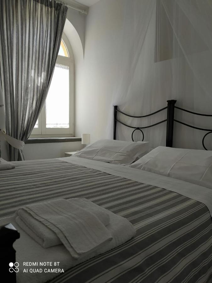 Casa Vacanza Diana อาโญเน ภายนอก รูปภาพ